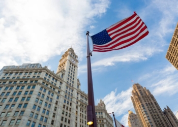 Donald Trump torna inglês língua oficial dos EUA – Entenda os impactos