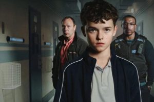 Crítica: ‘Adolescência‘ – Netflix entrega obra-prima do suspense psicológico britânico Crítica: ‘Adolescência‘ – Netflix entrega obra-prima do suspense psicológico britânico