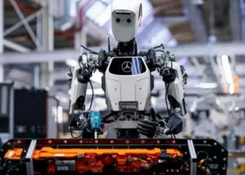 Mercedes-Benz testa robôs humanoides em fábrica na Alemanha: ameaça aos empregos ou revolução na produção?