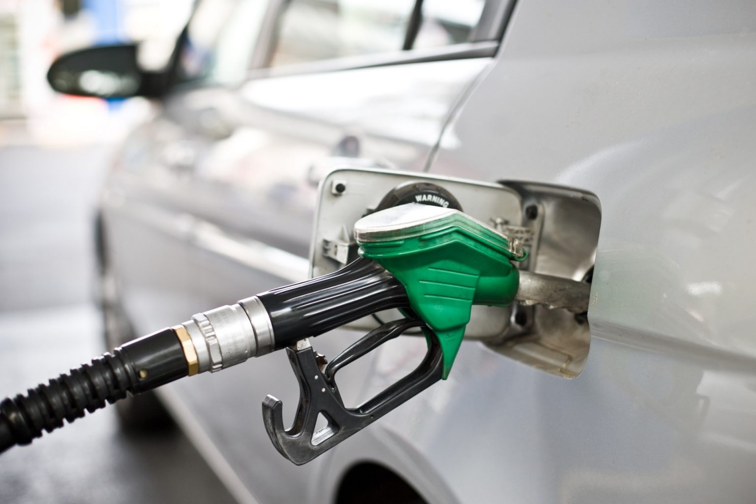 Estudos apontam viabilidade no aumento do etanol na gasolina; governo aposta na redução do preço Estudos apontam viabilidade no aumento do etanol na gasolina; governo aposta na redução do preço
