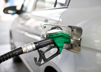 Estudos apontam viabilidade no aumento do etanol na gasolina; governo aposta na redução do preço