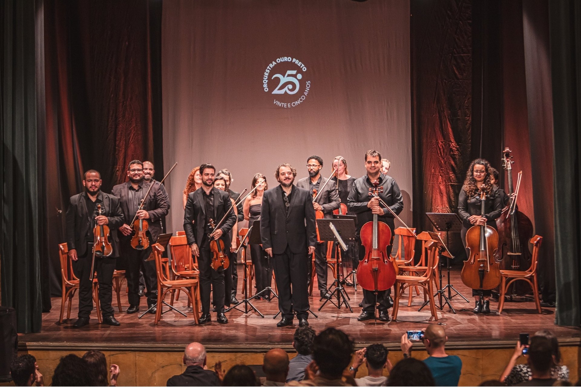 Orquestra Ouro Preto comemora 25 anos de trajetória com temporada inesquecível