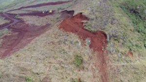 Após embargo em Ouro Preto, mineradora afirma seguir legislação e avalia cavidade destruída Mineradora rebate acusações após embargo por destruição de gruta em Ouro Preto