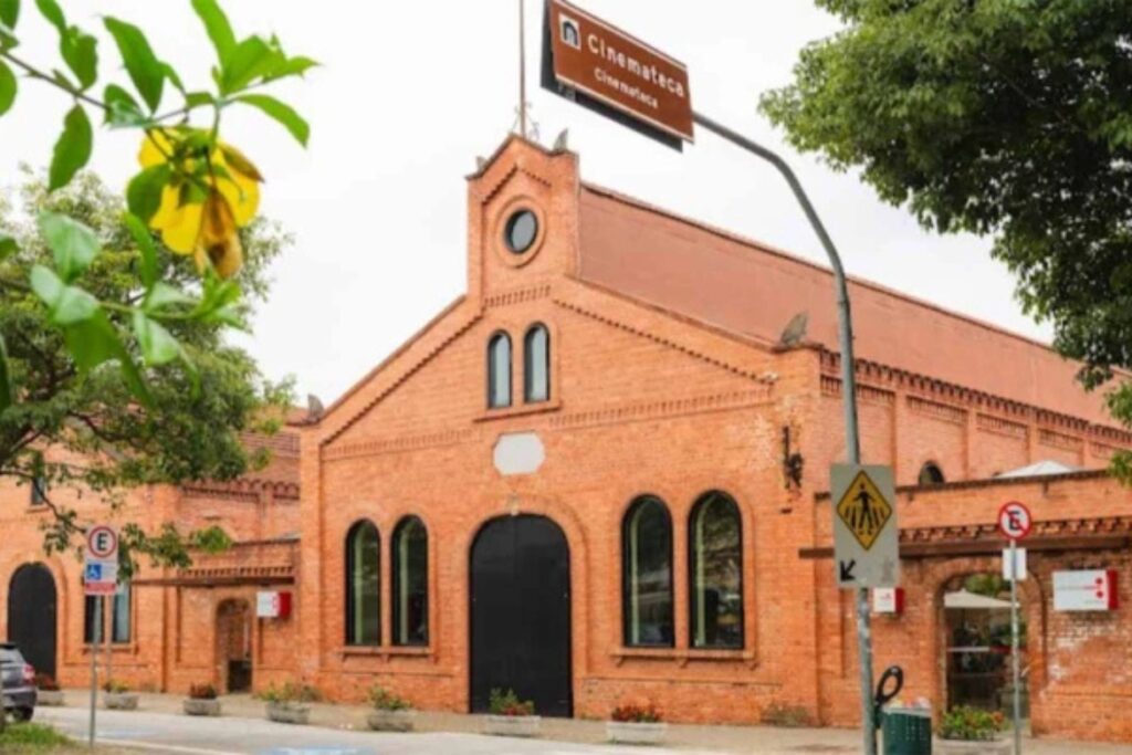 Netflix anuncia patrocínio de R$ 5 milhões para revitalização da Cinemateca Brasileira Netflix anuncia patrocínio de R$ 5 milhões para revitalização da Cinemateca Brasileira