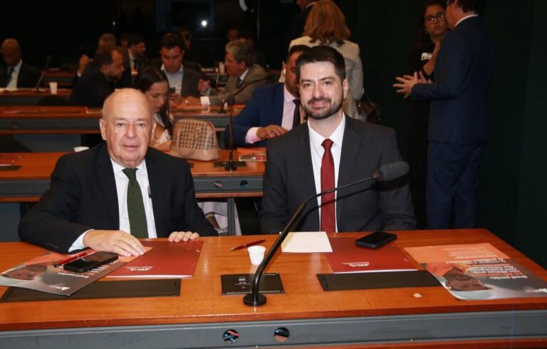 Prefeito e Chefe de Gabinete de Ouro Preto participam de mobilização em Brasília contra sonegação bilionária da CFEM