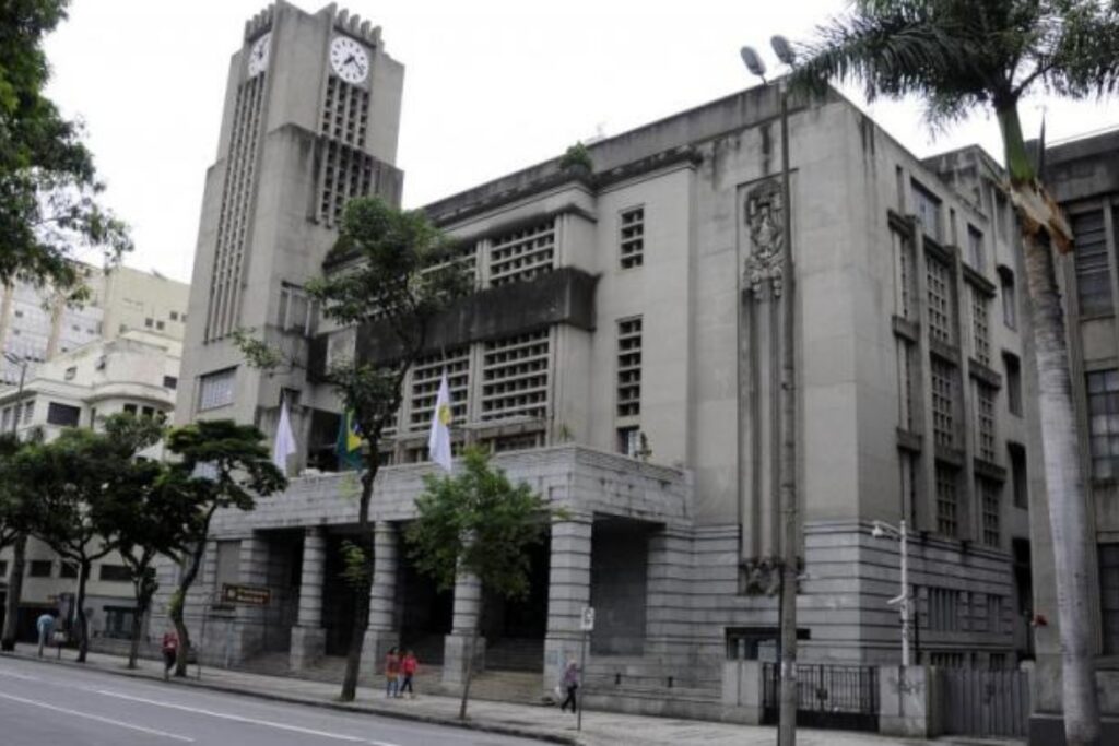 Estágio na Prefeitura de Belo Horizonte: 288 vagas abertas com bolsas de até R$ 1,8 mil