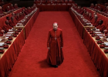 Análise do filme ‘Conclave: a dualidade entre certeza e dúvida no poder religioso