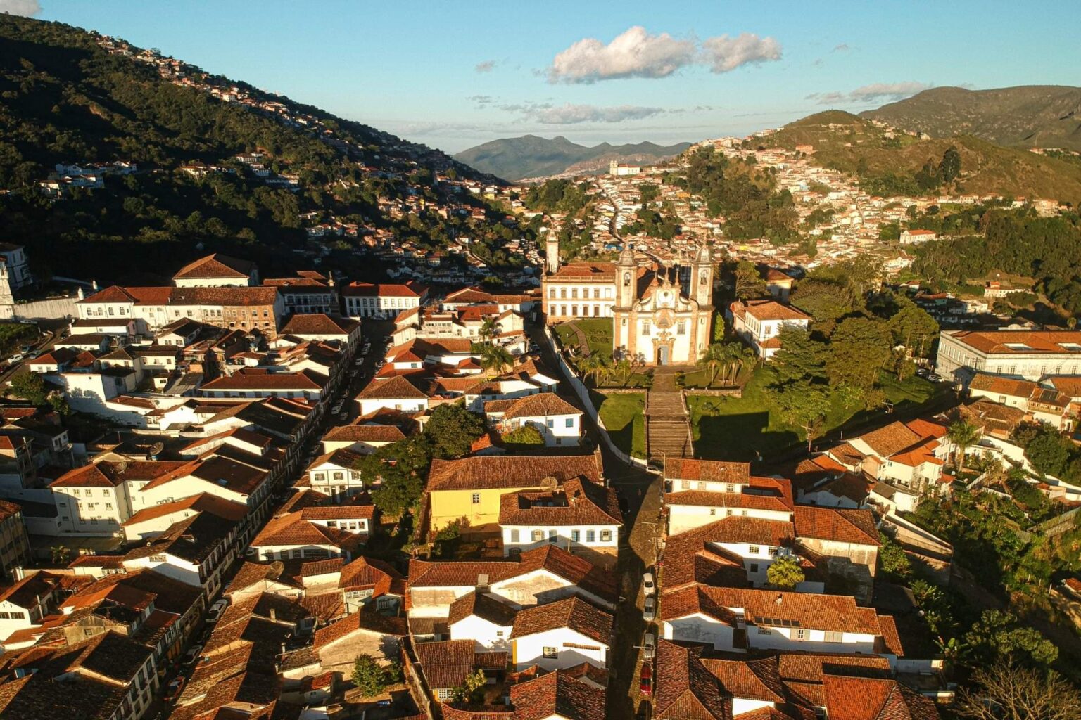 Previsão indica sol e pancadas de chuva em Ouro Preto Previsão indica sol e pancadas de chuva em Ouro Preto