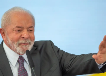 “Esse país, ninguém consegue governá-lo com bravata”, discursa Lula na 29ª Feicon