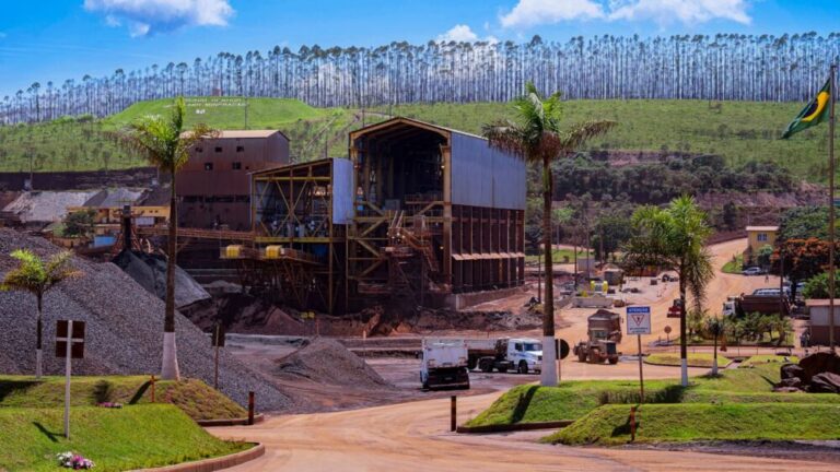 Herculano Mineração abre processo de seleção para eletricista, mecânico, operador de produção e auxiliar de meio ambiente