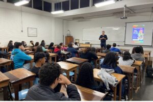 Jovens ouro-pretanos iniciam curso gratuito do Pré-ENEM; projeto tem parceria da prefeitura com a UFOP Jovens ouro-pretanos iniciam curso gratuito do Pré-ENEM; projeto tem parceria da prefeitura com a UFOP
