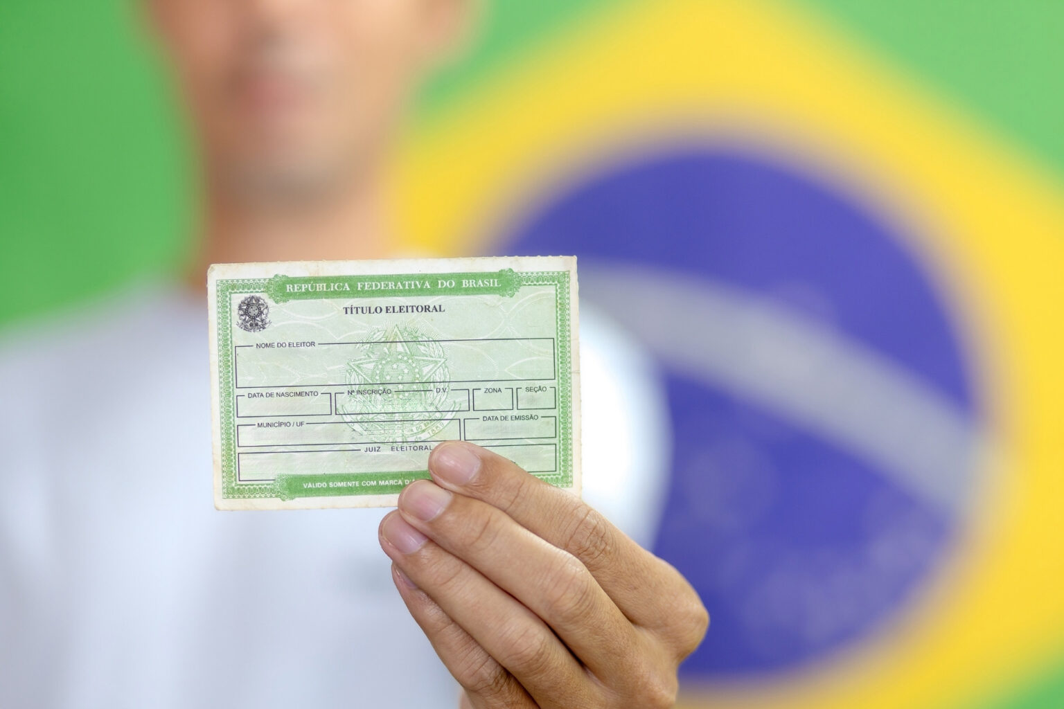 Mais de mil pessoas em Itabirito podem ter o título de eleitor cancelado em maio Mais de mil eleitores de Itabirito podem ter o título de eleitor cancelado em maio