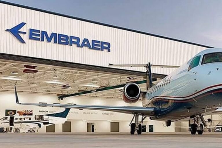 Embraer abre 200 vagas de estágio para estudantes de nível técnico e superior