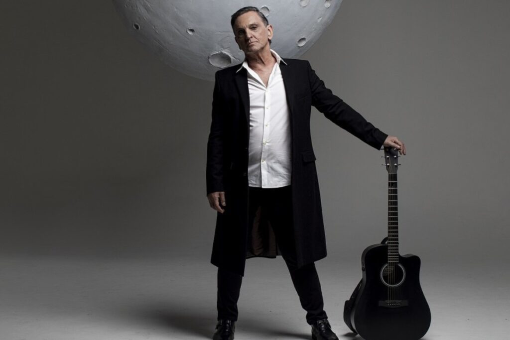 Breve análise da música ‘A lei desse troço’, de Paulo Miklos Breve análise da música 'A lei desse troço', de Paulo Miklos
