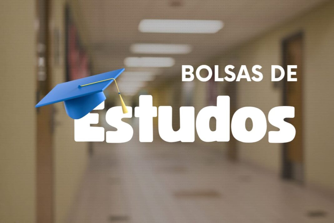 Universidade de Fortaleza oferece 850 bolsas integrais e parciais para graduação presencial e a distância Universidade de Fortaleza oferece 850 bolsas integrais e parciais para graduação presencial e a distância