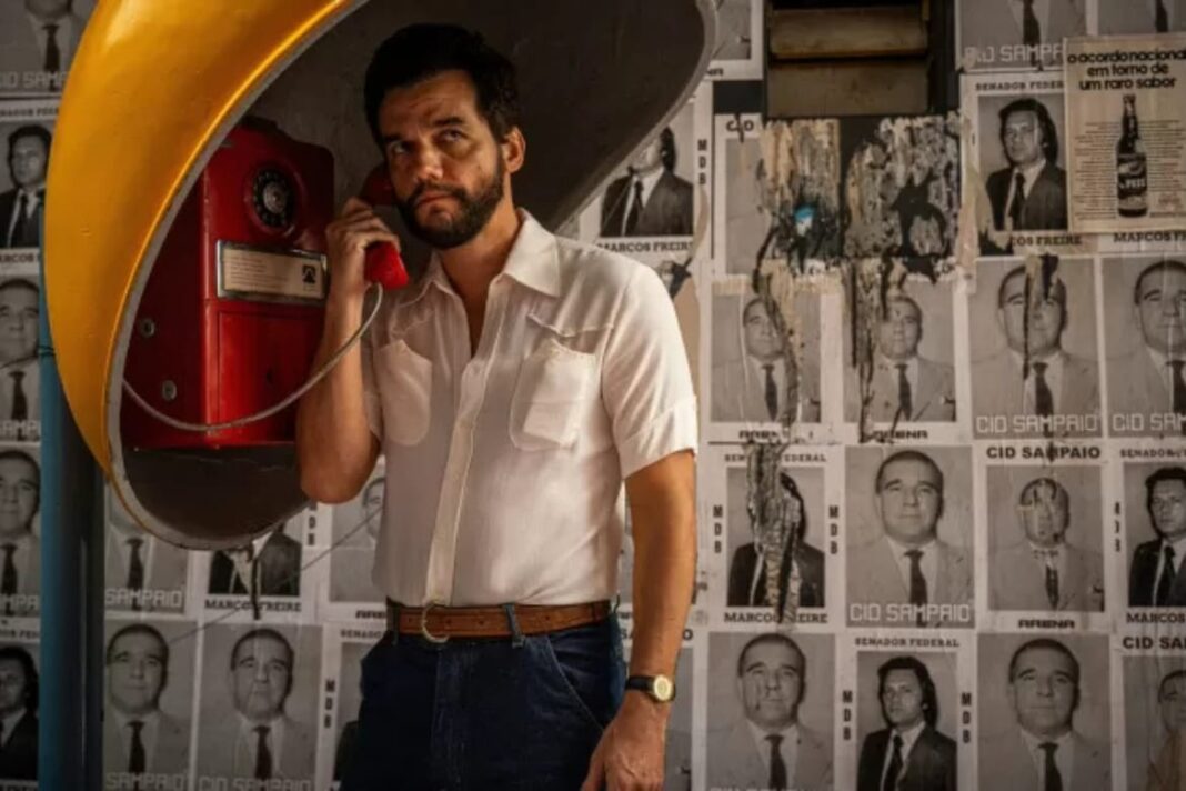 Brasil no tapete vermelho! ‘O Agente Secreto’, de Kleber Mendonça Filho, estreia com aplausos e concorre à Palma de Ouro Brasil no tapete vermelho! ‘O Agente Secreto’, de Kleber Mendonça Filho, estreia com aplausos e concorre à Palma de Ouro