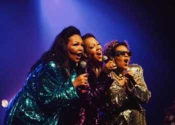 Análise: Fat Family emociona o público em show tributo a Tim Maia