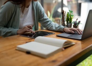 Ministério da Saúde e Fiocruz oferecem 50 mil vagas em capacitação online para profissionais da saúde