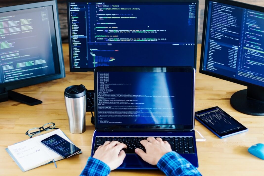 Bootcamp gratuito oferece 91 horas de conteúdo e chance de contratação imediata Bootcamp gratuito oferece 91 horas de conteúdo e chance de contratação imediata