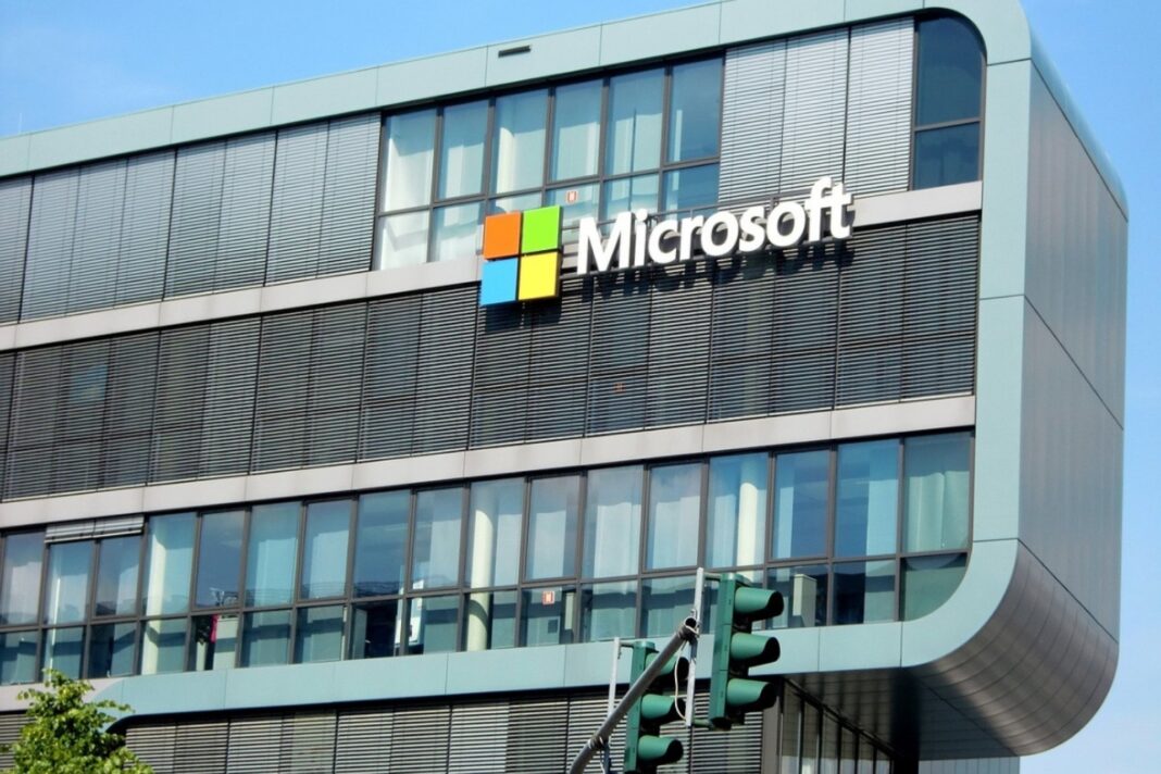 Microsoft celebra 50 anos com 35 mil bolsas em cursos gratuitos de inteligência artificial Microsoft celebra 50 anos com 35 mil bolsas em cursos gratuitos de inteligência artificial