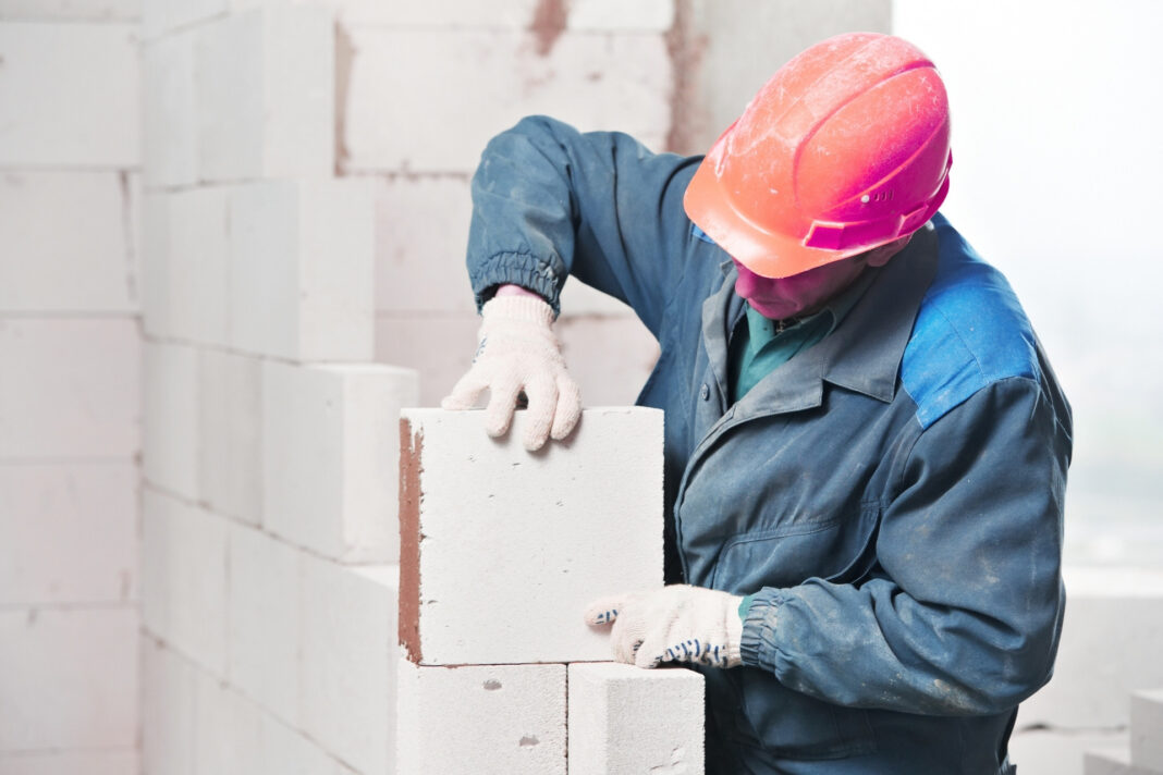 Construtora e incorporada realiza seleção de profissionais para obras em Belo Horizonte e região Construtora e incorporada realiza seleção de profissionais para obras em Belo Horizonte e região