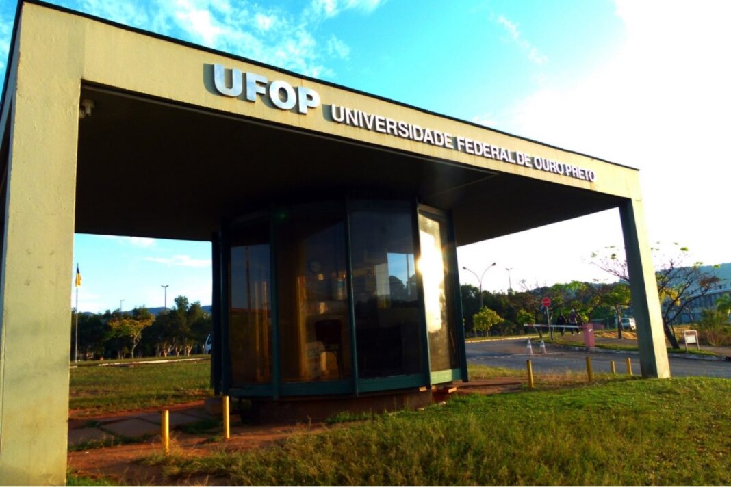 UFOP abre edital para seleção de bolsistas no Festival de Inverno Universitário 2025 UFOP abre edital para seleção de bolsistas no Festival de Inverno Universitário 2025
