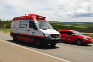 Justiça condena mulher que passou trote para Samu em MG Justiça condena mulher que passou trote para Samu em MG
