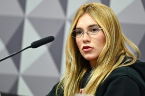 Senado aprova Projeto de Lei que proíbe publicidade de bets com atletas e celebridades Senado aprova lei que proíbe publicidade de bets com atletas e celebridades Fonte: Agência Senado