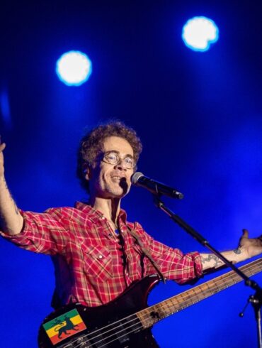 Nando Reis é atração do Festival de Inverno de Mariana no dia 19 de julho