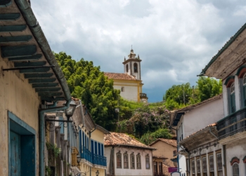 Frio predomina em Ouro Preto nesta quinta-feira (12) sem previsão de chuva