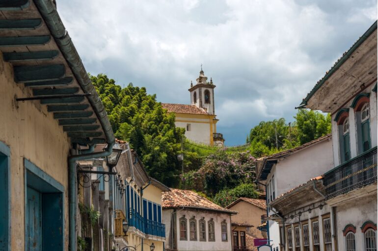 Frio predomina em Ouro Preto nesta quinta-feira (12) sem previsão de chuva