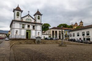 Praça da Sé, em Mariana, preserva memória histórica e religiosa de Minas Gerais Praça da Sé, em Mariana, preserva memória histórica e religiosa de Minas Gerais