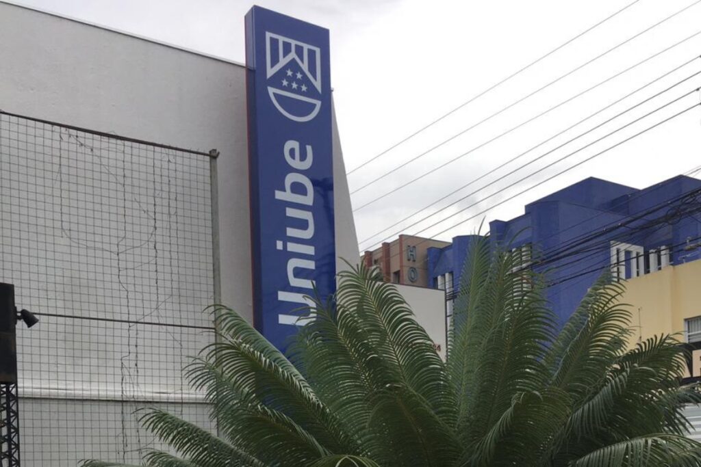 Uniube oferece bolsas de 100% em cursos EAD para ingresso no 3º bimestre de 2025 Uniube oferece bolsas de 100% em cursos EAD para ingresso no 3º bimestre de 2025