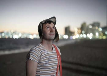 Nova série da Max retrata a trajetória de Roberto Gómez Bolaños, criador de Chaves