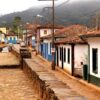 São Bartolomeu não é sobre história colonial. É sobre a doçura que ainda ferve nos tachos