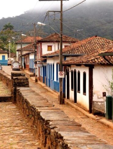 São Bartolomeu não é sobre história colonial. É sobre a doçura que ainda ferve nos tachos