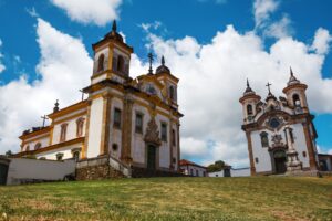 Mariana: O Berço de Minas Gerais – A História da Primeira Capital Mineira Mariana: O Berço de Minas Gerais – A História da Primeira Capital Mineira
