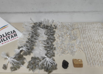 Polícia Militar apreende grande quantidade de drogas no bairro Cardoso, em Itabirito