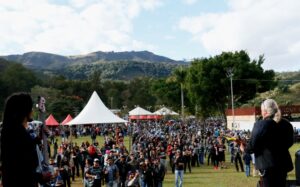 Congonhas Moto Fest reúne rock, manobras radicais e estrutura completa no Parque da Cachoeira Congonhas Moto Fest reúne rock, manobras radicais e estrutura completa no Parque da Cachoeira