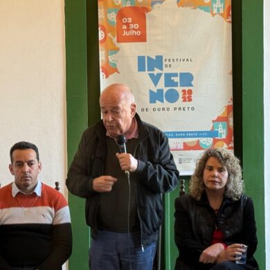 Prefeito de Ouro Preto questiona decisão sobre interdição da Praça Tiradentes para shows: "população tem relação afetiva"
