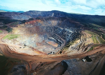 Série de reportagens do jornal O Tempo reacende debate sobre mineração da CSN em Congonhas