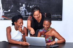 Cemig abre inscrições para curso gratuito voltado a mulheres empreendedoras de Minas Gerais Cemig abre inscrições para curso gratuito voltado a mulheres empreendedoras de Minas Gerais