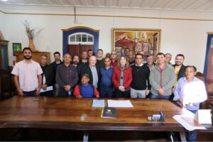 Ouro Preto anuncia pavimentação de estrada entre Santa Rita e Catas Altas da Noruega Ouro Preto anuncia pavimentação de estrada entre Santa Rita e Catas Altas da Noruega