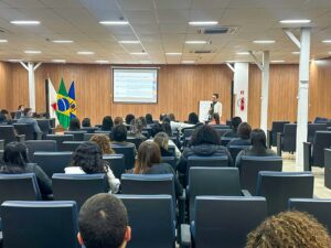 Itabirito empossa 59 novos servidores públicos Itabirito empossa 59 novos servidores públicos