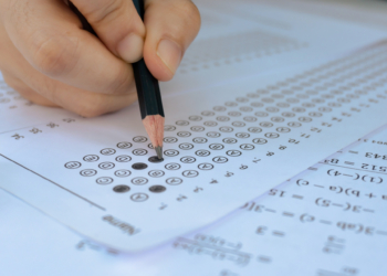 Prefeitura de Varginha abre concurso público com 849 vagas e salários de até R$ 8,6 mil