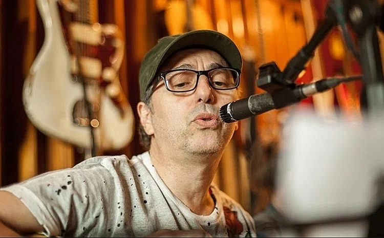 Zeca Baleiro e Gian & Giovani são atrações confirmadas em Itabirito na Festa do Pastel de Angu em setembro