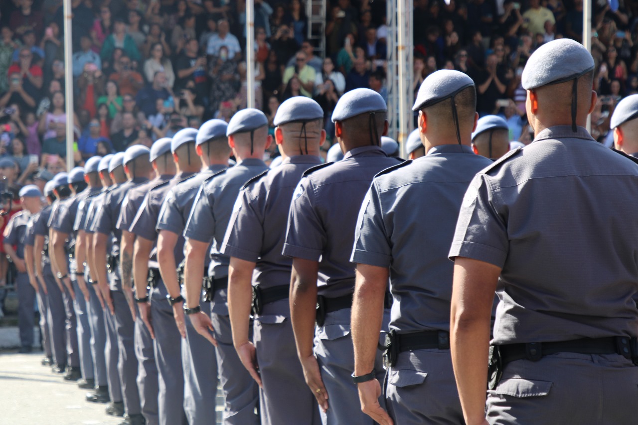 Polícia Militar abre concurso público com mais de 2 mil vagas para jovens de 17 a 30 anos