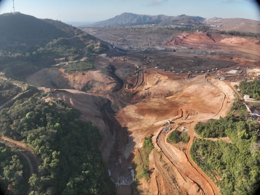 Vale elimina barragem em Ouro Preto e atinge 60% do seu programa de descaracterização Vale elimina barragem em Ouro Preto e atinge 60% do seu programa de descaracterização