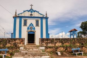 Turismo religioso em Congonhas ganha reforço com abertura de igrejas Turismo religioso em Congonhas ganha reforço com abertura de igrejas