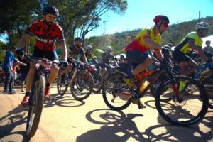 Golden Biker reúne mais de 400 ciclistas em Itabirito
